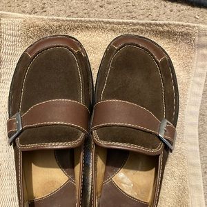 Born Loafers size 8 Worn one time